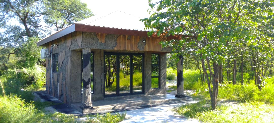 Modern lodge building